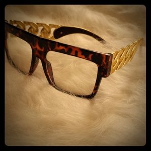 Fashion glasses